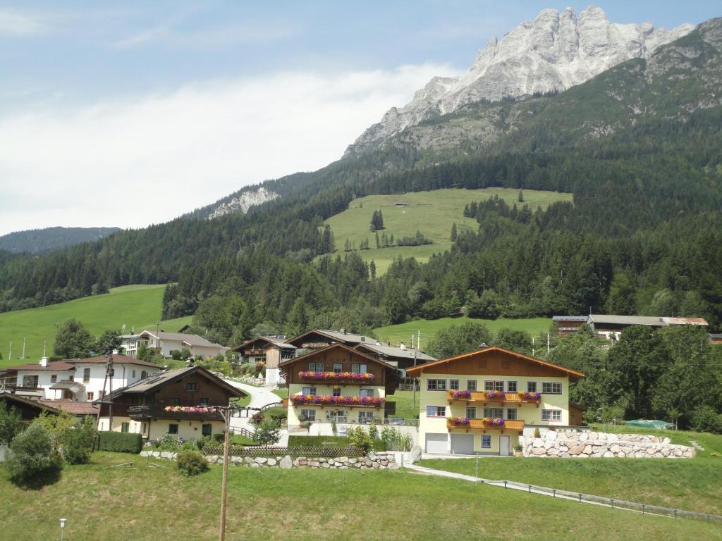 Gasthof Brentwirt Vendégház Leogang Kültér fotó