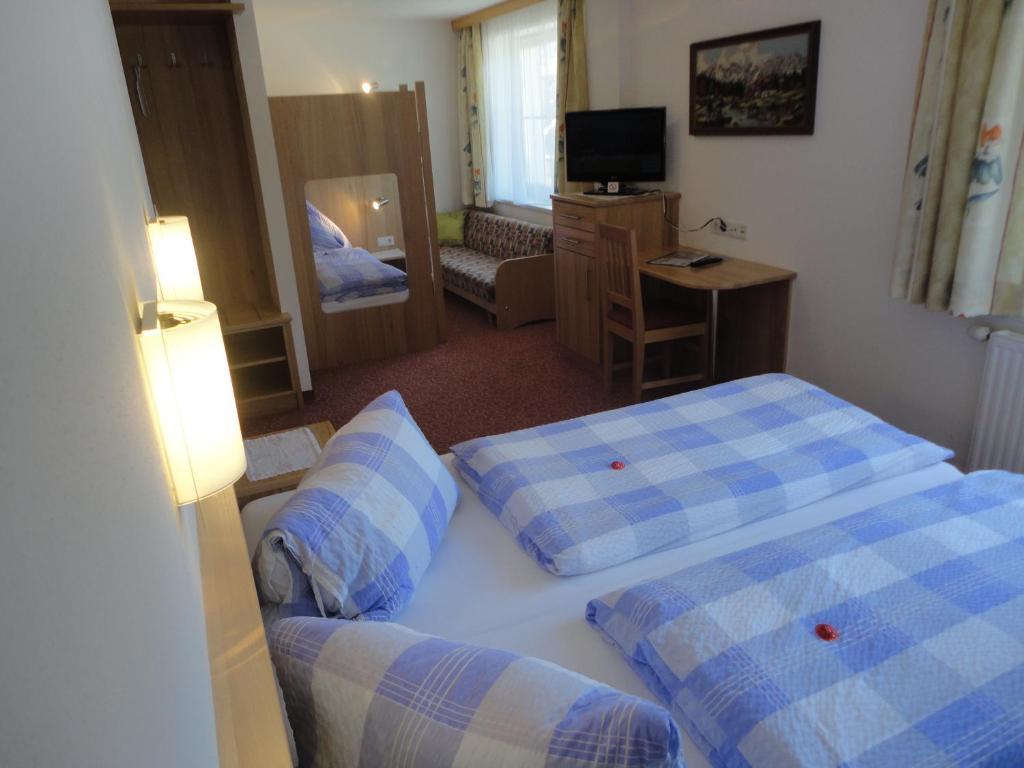 Gasthof Brentwirt Vendégház Leogang Szoba fotó